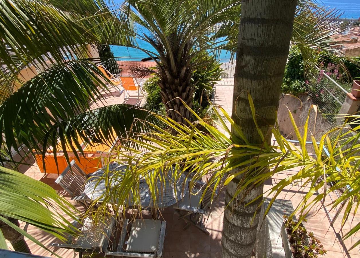Villa L'Ensoleillee Vue Panoramique Mer, 250 M De La Plage Et Du Centre Ville Menton Kültér fotó